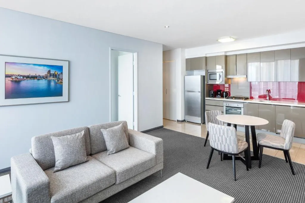 Apartments in Sydney CBD - property view 6