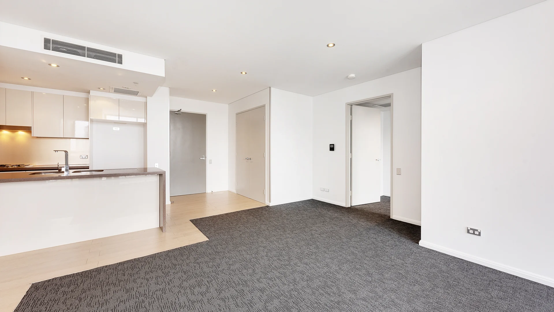 2 Bedroom Accessible Apartment in Zetland - property view 2
